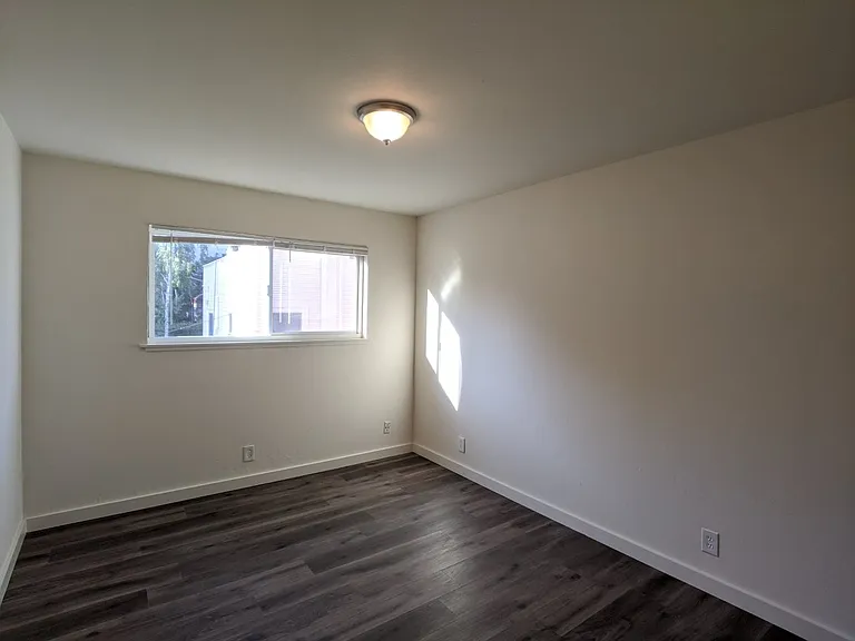 2534 Benvenue Ave — Photo 19