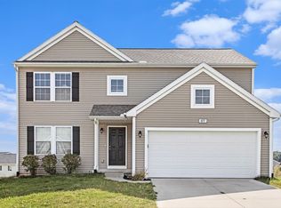 877 View Pointe Dr, Middleville, MI 49333