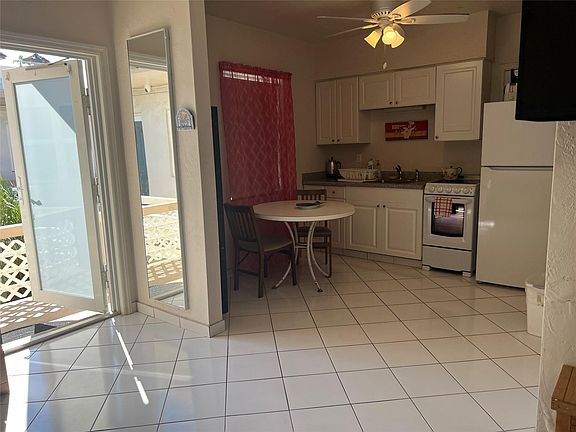 5th image of 1315 N Ocean Drive #205
