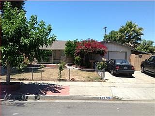 1st image of 1127 Holly Hill Dr