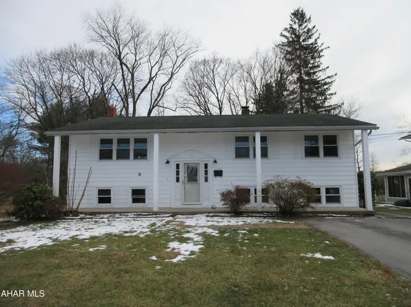 5139 Broad Ave, Altoona, PA 16601