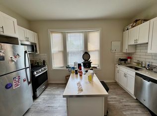 2209 N Campbell Ave APT 3F, Chicago, IL 60647