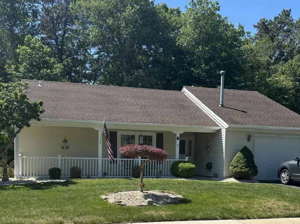 8 Portsmouth Drive, Forked River, NJ 08731