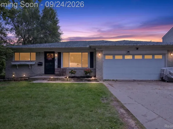 14304 Merriman Rd, Livonia, MI 48154