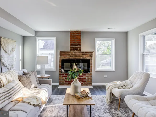 322 Ericsson Ave, Betterton, MD 21610