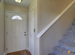 18610 N Lowrie Loop, Eagle River, AK 99577