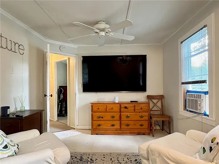 225 Lake Shore Dr S — Photo 12