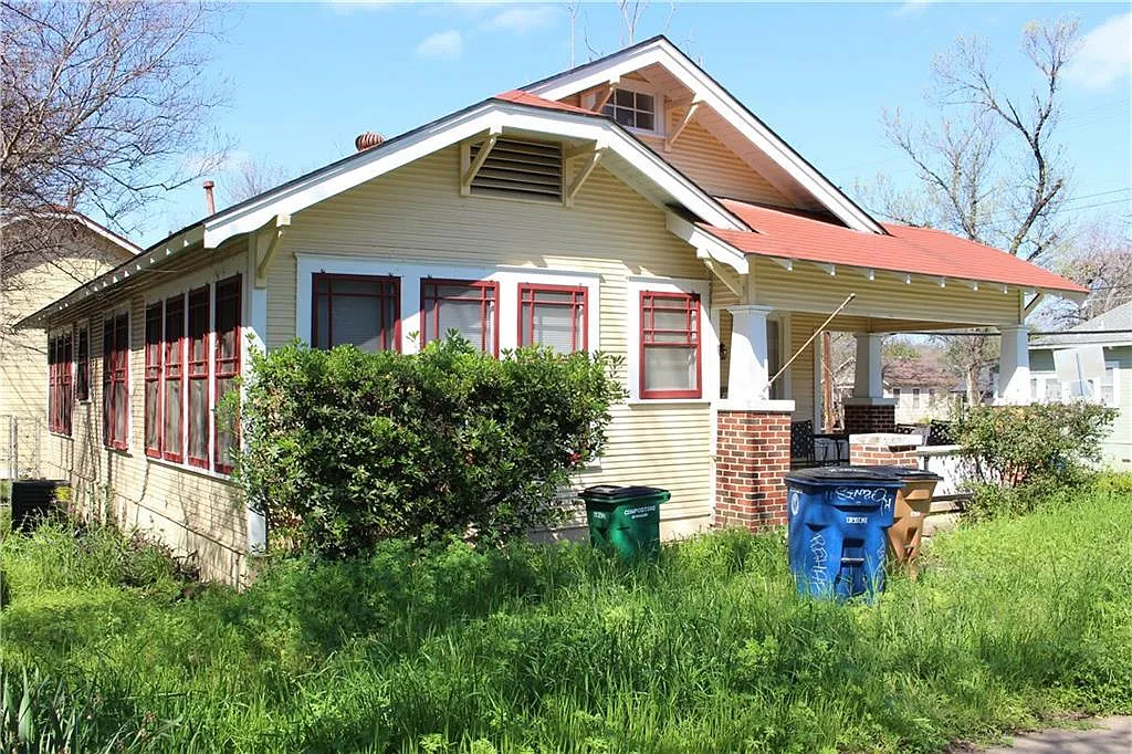 5 bed, 2143 sqft, $5,695 — Photo 1