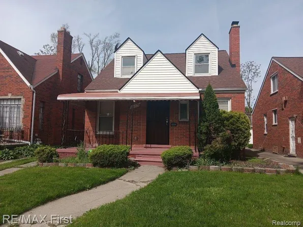 15779 Sorrento St, Detroit, MI 48227