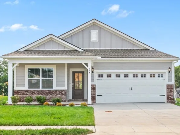 319 Lacewing Ln, Clarksville, TN 37043