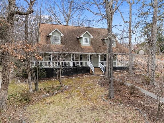 2nd image of 6295 Selwyck Ln