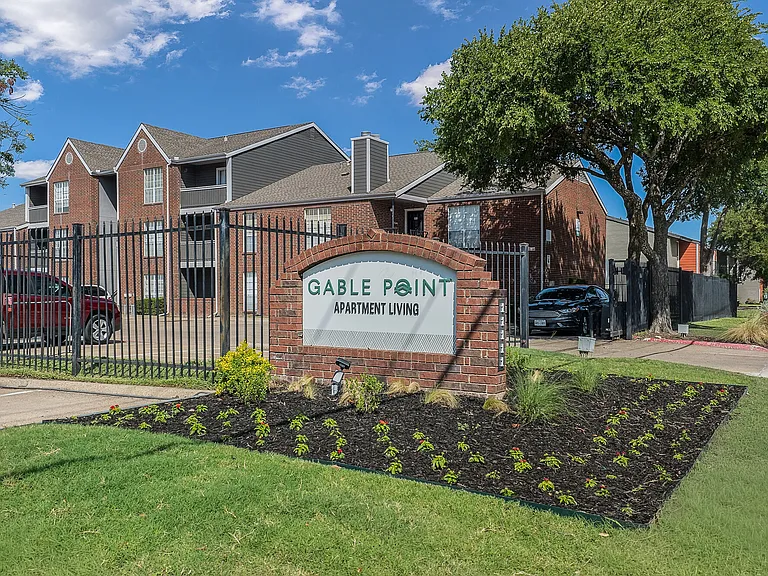 Gable Point — Photo 10