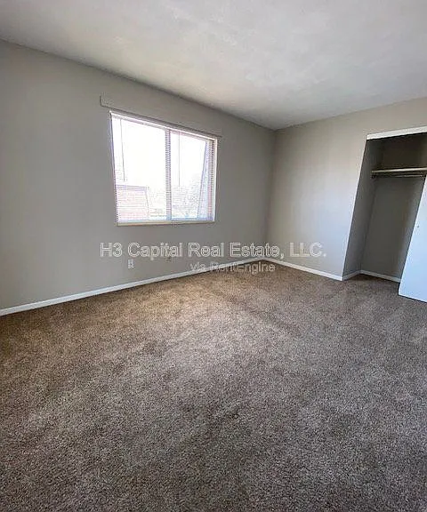 11-17 Kensington Heights — Photo 26