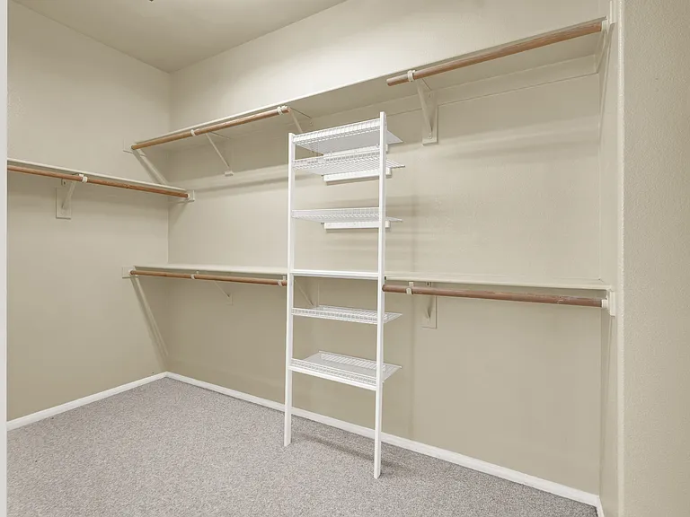#GuardianRealty 224 Emerlad Vista Way Summerlin Rental Home primary bedroom walkin closet_08142025