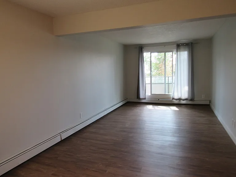 6727 59th Ave #202 — Photo 9