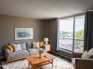 1612 Apartments, Calgary, AB T2T 0Y2