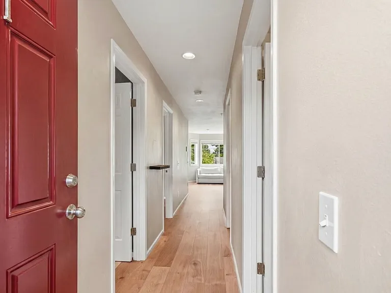 2116 California Ave SW #201 — Photo 4