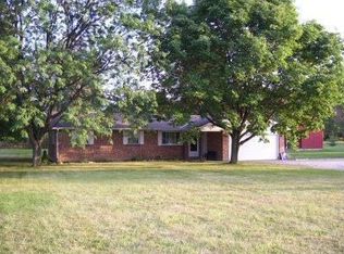 6984 Brookville Salem Rd, Brookville, OH 45309