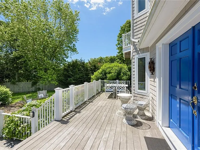 39 Brenton Rd — Photo 3
