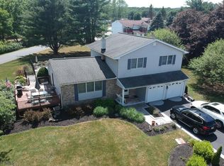 240 Lynn Dr, Tyrone, PA 16686