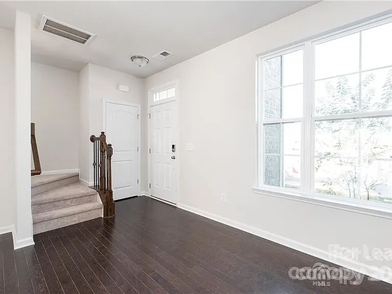 6929 Walnut Branch Ln — Photo 4
