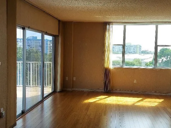 3850 Washington St APT 502, Hollywood, FL 33021