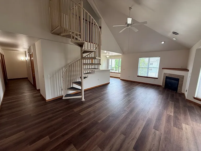 8217 Mansion Hill Ave — Photo 5