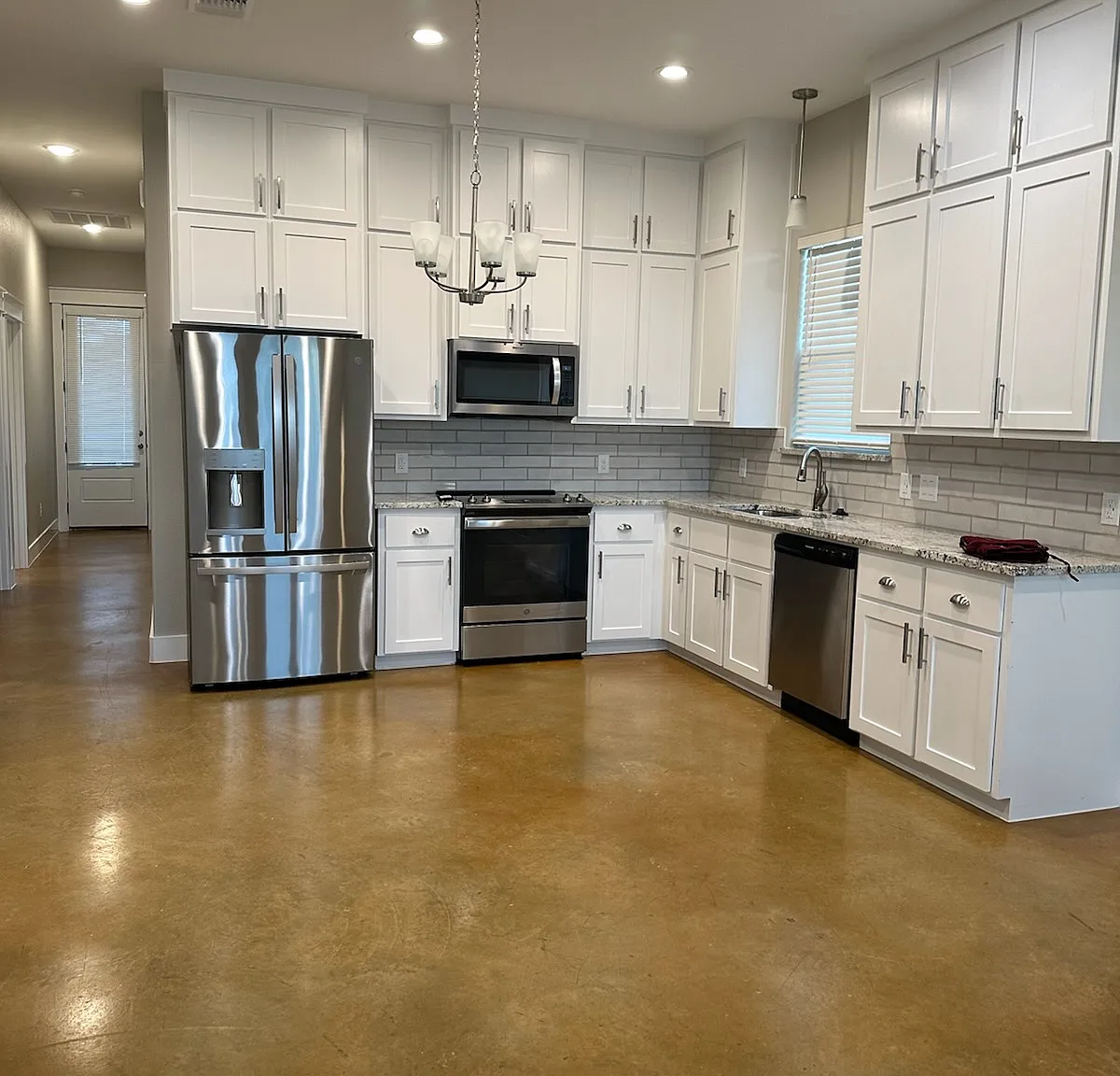 4213 Wolff Estates Loop — Photo 2