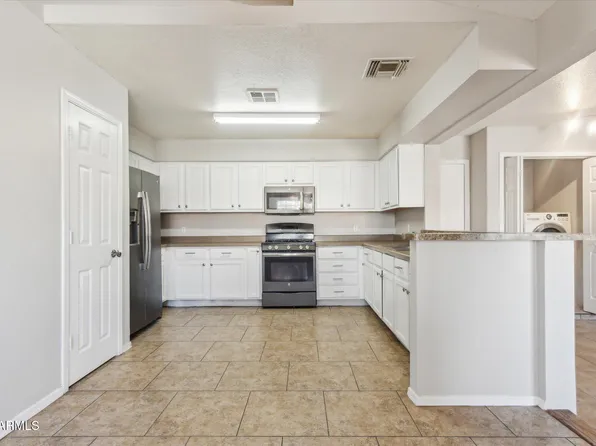 403 W ROOSEVELT Avenue, Coolidge, AZ 85128