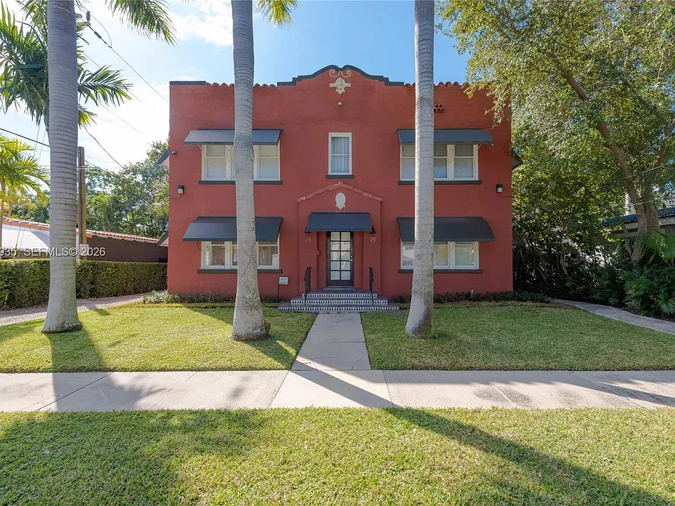 28 SW 23rd Rd #2