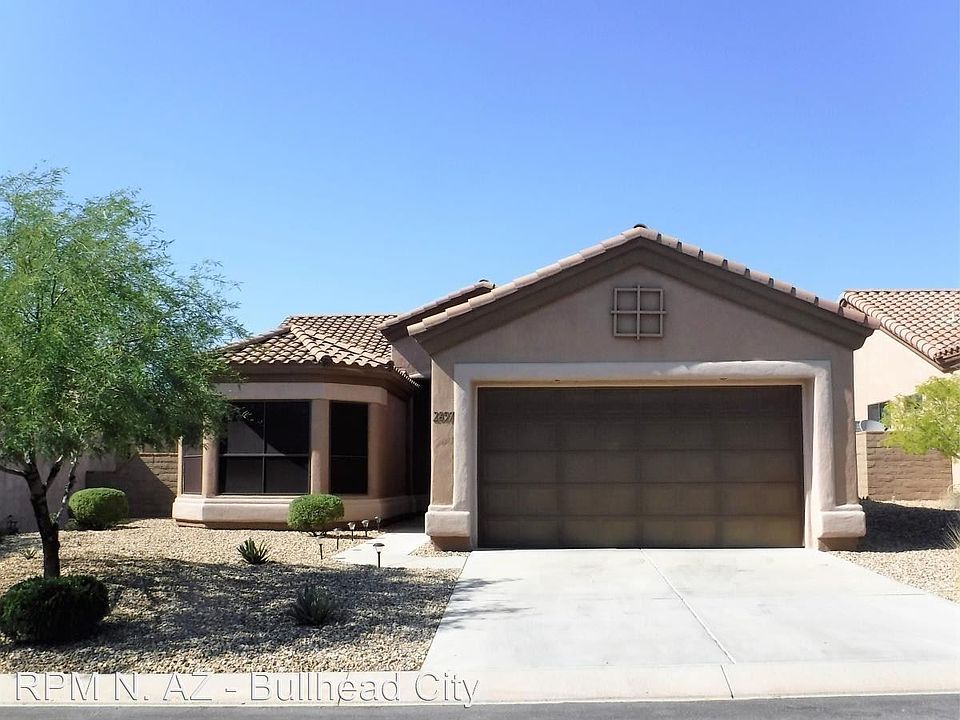 1st image of 2897 Esmerelda Dr