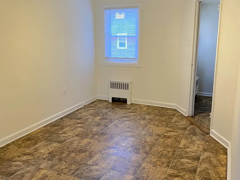 Penzel Manor Apartments — Photo 8