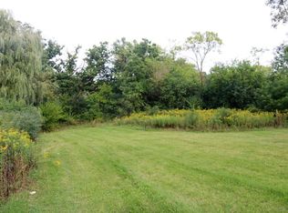 10512 N Cedarburg Rd, Mequon, WI 53092