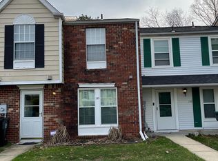 153 Villa Knoll Ct, Sicklerville, NJ 08081