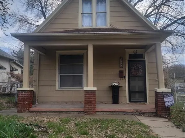 1714 Pacific St, Saint Joseph, MO 64503