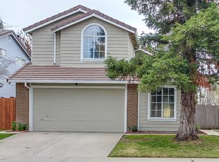 5313 Moonlight Way, Elk Grove, CA 95758