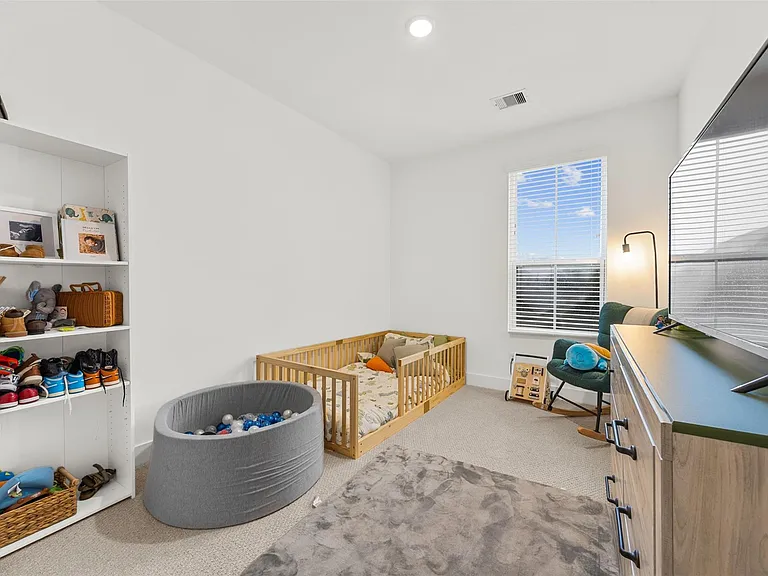 2056 Johanna Dr #D — Photo 14