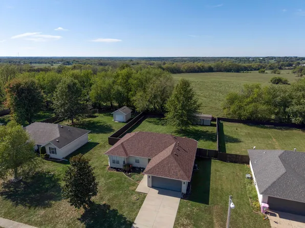 313 Deer Run, Willard, MO 65781