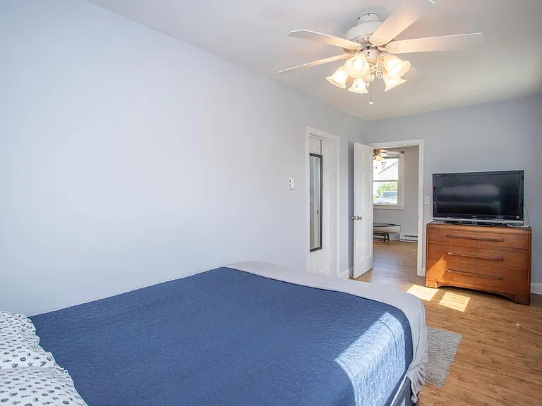 455 Seaside Ave — Photo 17