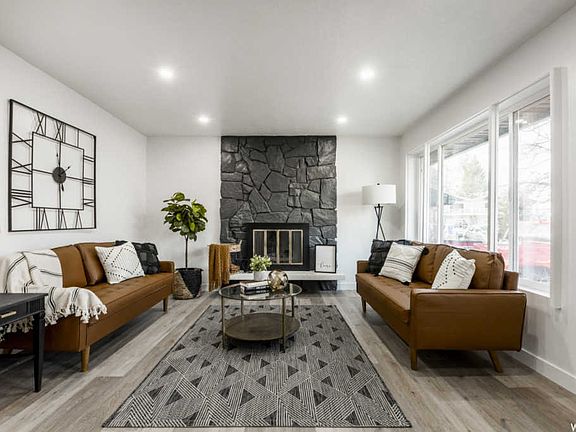 3rd image of 4317 S Sage Cir