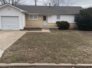 1107 S Russell St, Skiatook, OK 74070