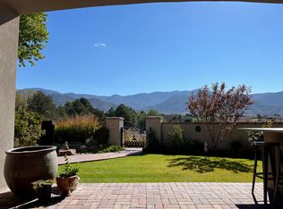 1225 Rockrose Rd NE, Albuquerque, NM 87122