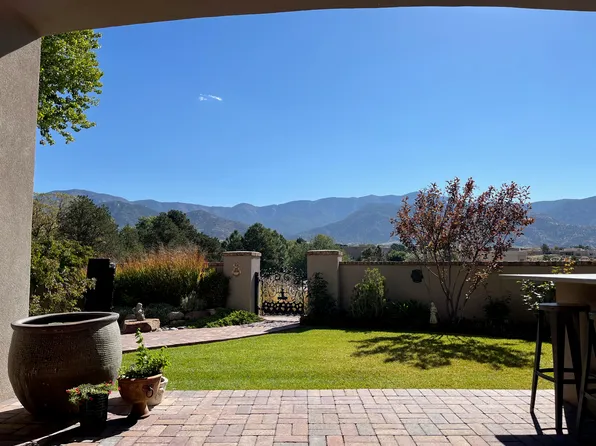 1225 Rockrose Rd NE, Albuquerque, NM 87122