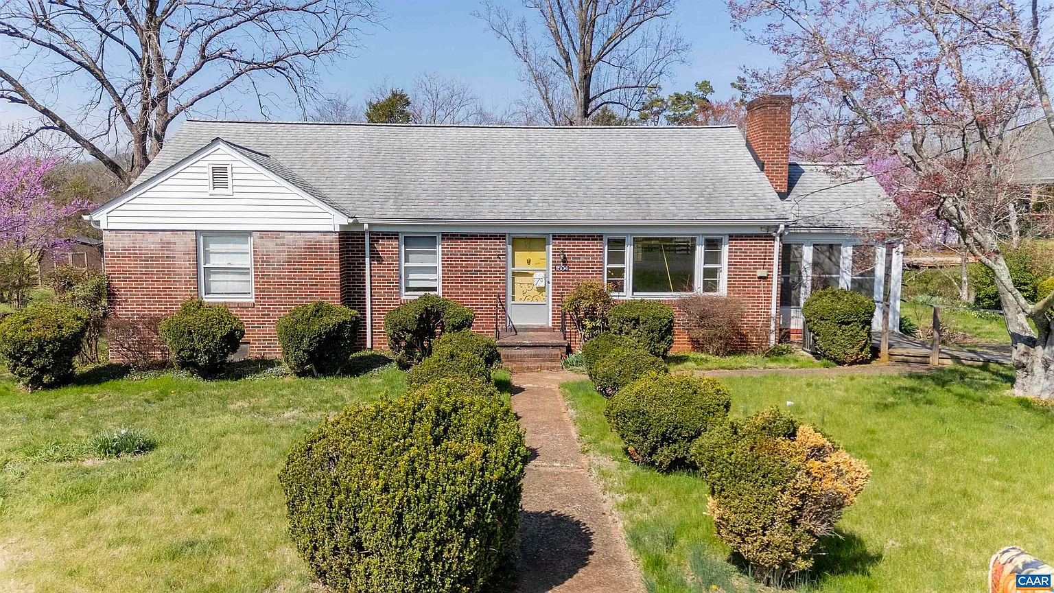 11504 Knolls Rd photo 1