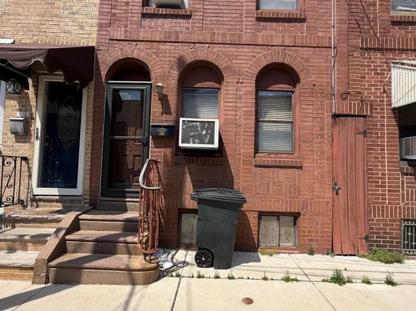 937 Hoffman St, Philadelphia, PA 19148