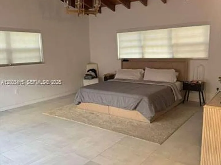3600 SW 26th St — Photo 15