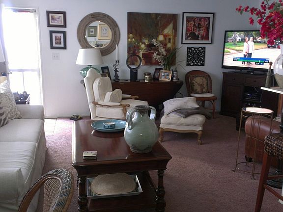 3rd image of 136 11th St APT 2
