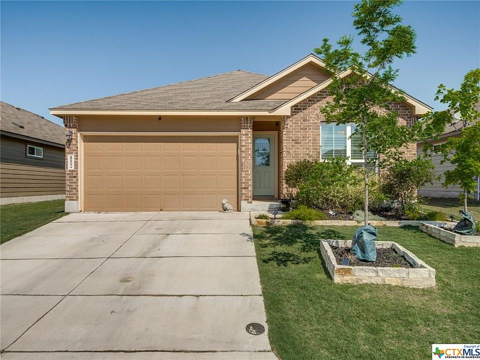 1st image of 852 Foxfire Dr