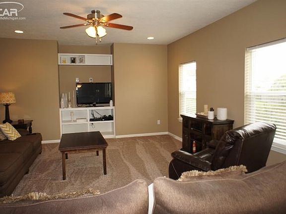 5th image of 7032 Glenmeadow Ct