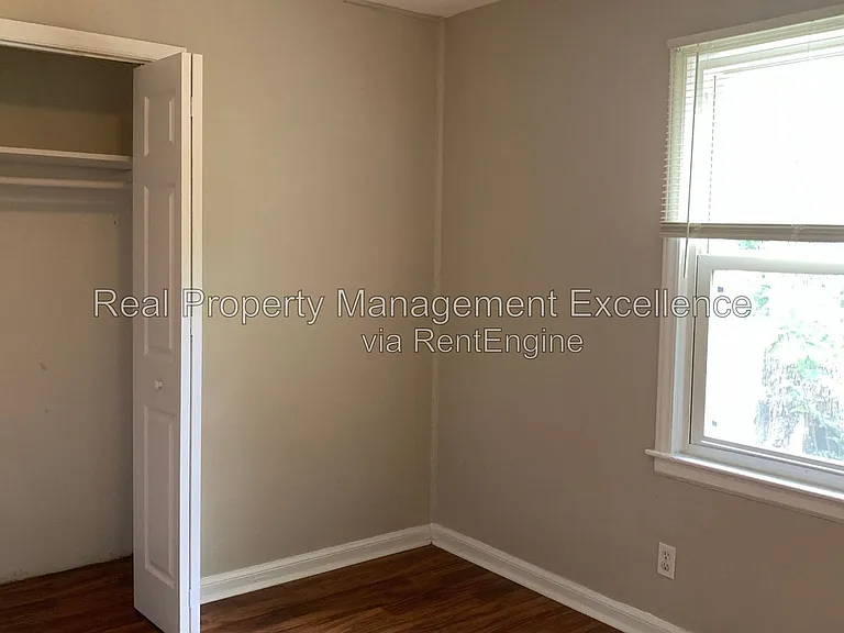 410 Lamont St — Photo 17